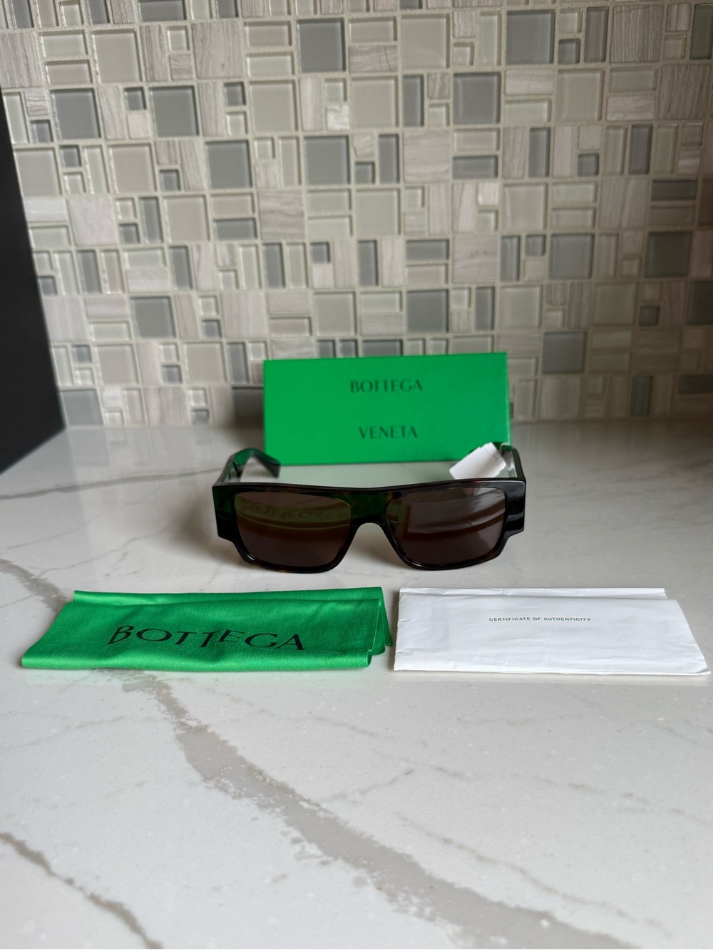 NWT Bottega Veneta 57mm Square Sunglasses Havana Brown